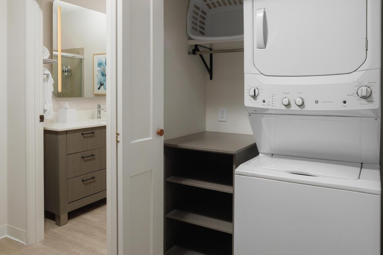Waterwalk Extended Stay By Wyndham Jacksonville Deerwood Pk Buitenkant foto