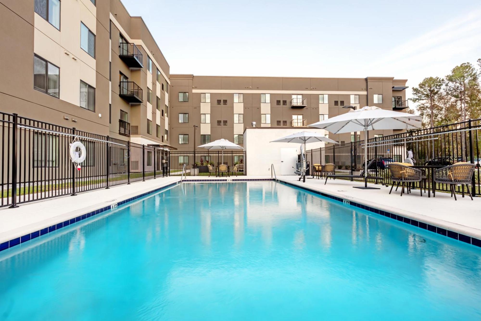 Waterwalk Extended Stay By Wyndham Jacksonville Deerwood Pk Buitenkant foto